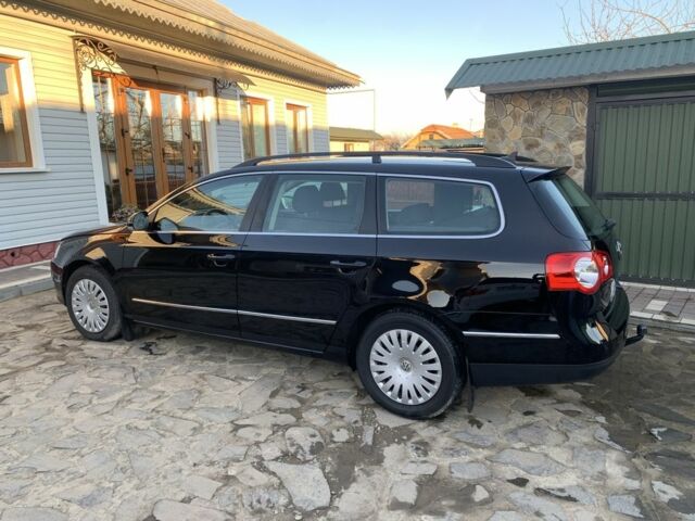 Черный Фольксваген Пассат Вариант, объемом двигателя 2 л и пробегом 193 тыс. км за 6900 $, фото 5 на Automoto.ua