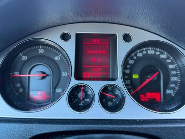 Чорний Фольксваген Пассат Варіант, об'ємом двигуна 2 л та пробігом 323 тис. км за 2999 $, фото 8 на Automoto.ua