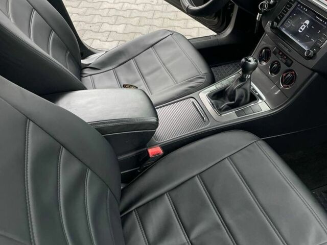 Черный Фольксваген Пассат Вариант, объемом двигателя 2 л и пробегом 274 тыс. км за 5700 $, фото 17 на Automoto.ua