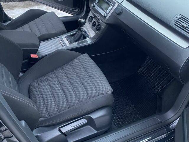 Черный Фольксваген Пассат Вариант, объемом двигателя 1.9 л и пробегом 320 тыс. км за 6200 $, фото 8 на Automoto.ua