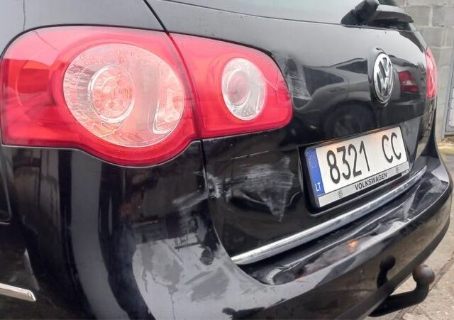 Чорний Фольксваген Пассат Варіант, об'ємом двигуна 2 л та пробігом 345 тис. км за 2750 $, фото 6 на Automoto.ua