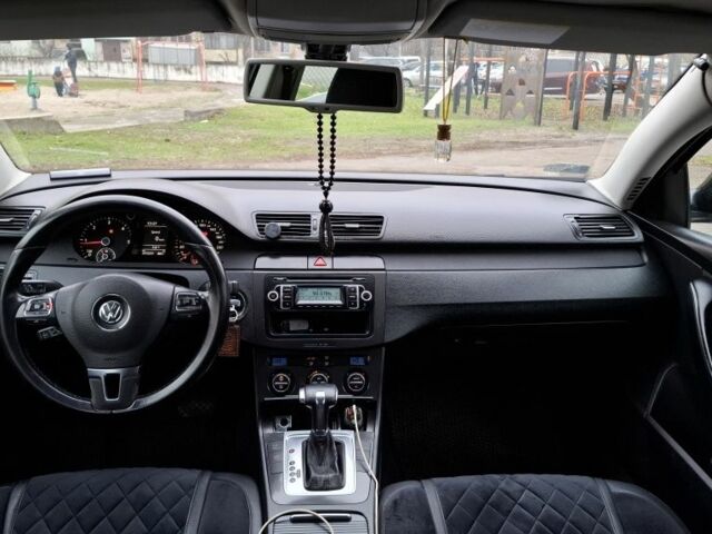 Чорний Фольксваген Пассат Варіант, об'ємом двигуна 2 л та пробігом 350 тис. км за 6000 $, фото 5 на Automoto.ua