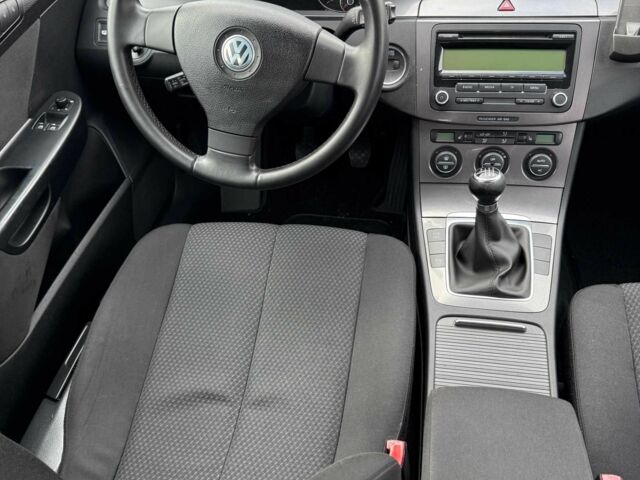 Чорний Фольксваген Пассат Варіант, об'ємом двигуна 1.4 л та пробігом 245 тис. км за 6900 $, фото 4 на Automoto.ua