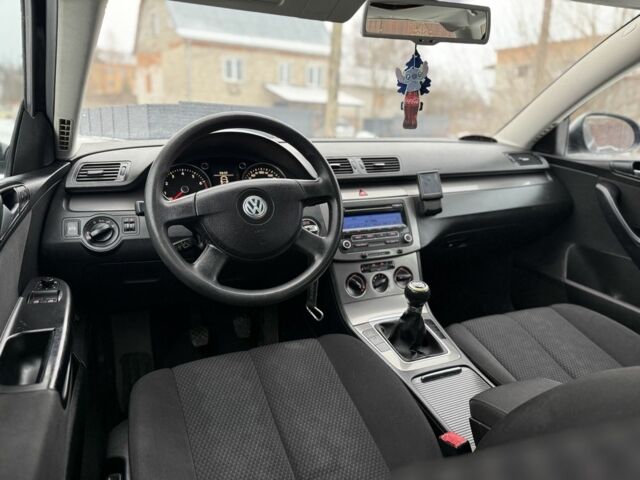 Черный Фольксваген Пассат Вариант, объемом двигателя 1.4 л и пробегом 290 тыс. км за 4850 $, фото 21 на Automoto.ua