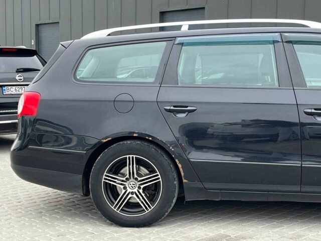 Черный Фольксваген Пассат Вариант, объемом двигателя 2 л и пробегом 366 тыс. км за 6490 $, фото 9 на Automoto.ua