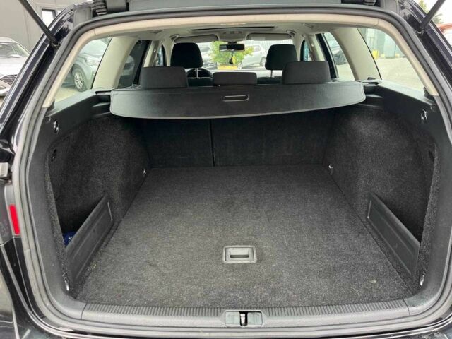 Черный Фольксваген Пассат Вариант, объемом двигателя 2 л и пробегом 366 тыс. км за 6490 $, фото 19 на Automoto.ua