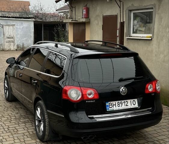 Черный Фольксваген Пассат Вариант, объемом двигателя 2 л и пробегом 290 тыс. км за 8500 $, фото 1 на Automoto.ua