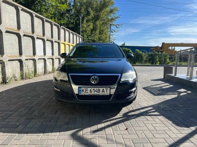 Чорний Фольксваген Пассат Варіант, об'ємом двигуна 1.6 л та пробігом 277 тис. км за 6700 $, фото 1 на Automoto.ua