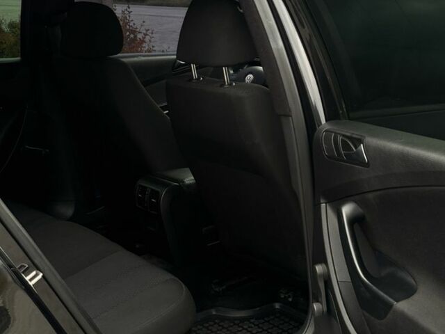 Чорний Фольксваген Пассат Варіант, об'ємом двигуна 2 л та пробігом 260 тис. км за 6300 $, фото 6 на Automoto.ua