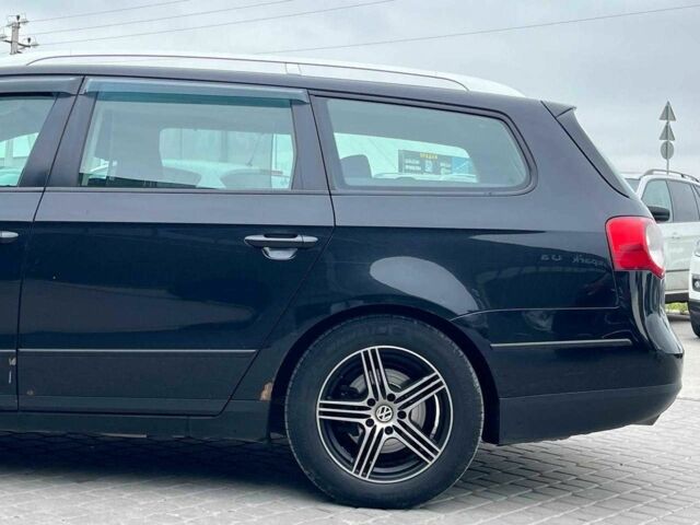 Черный Фольксваген Пассат Вариант, объемом двигателя 2 л и пробегом 366 тыс. км за 6490 $, фото 5 на Automoto.ua