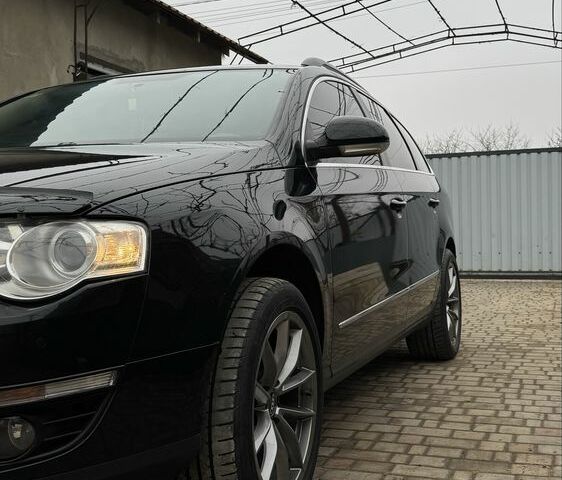 Черный Фольксваген Пассат Вариант, объемом двигателя 2 л и пробегом 290 тыс. км за 8500 $, фото 20 на Automoto.ua