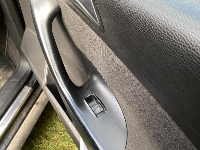 Чорний Фольксваген Пассат Варіант, об'ємом двигуна 2 л та пробігом 336 тис. км за 6500 $, фото 10 на Automoto.ua