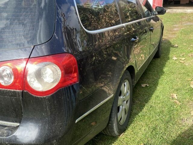 Чорний Фольксваген Пассат Варіант, об'ємом двигуна 2 л та пробігом 336 тис. км за 6500 $, фото 4 на Automoto.ua