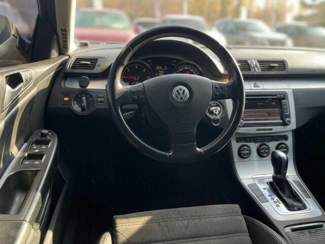 Черный Фольксваген Пассат Вариант, объемом двигателя 2 л и пробегом 360 тыс. км за 7700 $, фото 16 на Automoto.ua