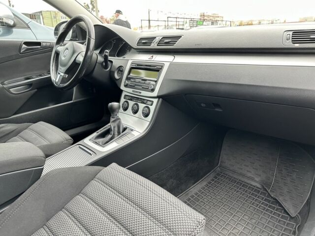 Чорний Фольксваген Пассат Варіант, об'ємом двигуна 1.4 л та пробігом 262 тис. км за 6500 $, фото 5 на Automoto.ua