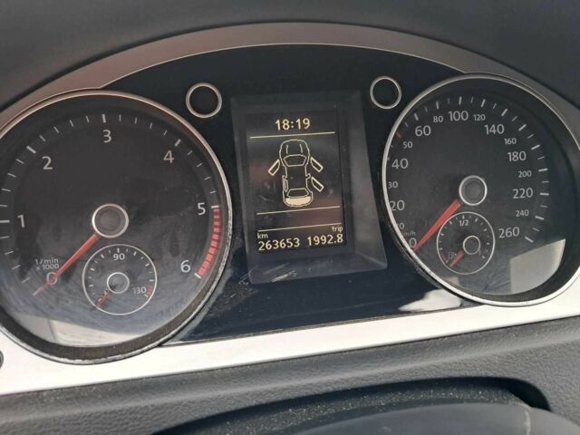 Черный Фольксваген Пассат Вариант, объемом двигателя 2 л и пробегом 265 тыс. км за 3500 $, фото 8 на Automoto.ua