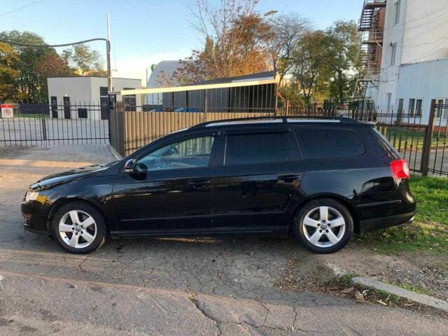 Черный Фольксваген Пассат Вариант, объемом двигателя 1.6 л и пробегом 253 тыс. км за 6700 $, фото 2 на Automoto.ua