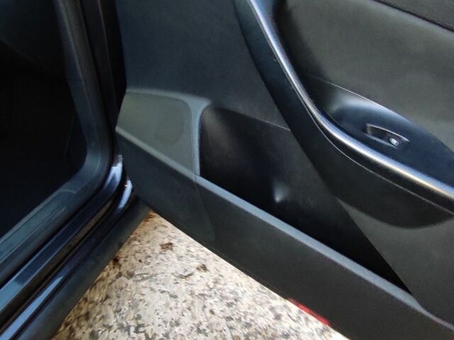 Чорний Фольксваген Пассат Варіант, об'ємом двигуна 2 л та пробігом 287 тис. км за 7900 $, фото 15 на Automoto.ua