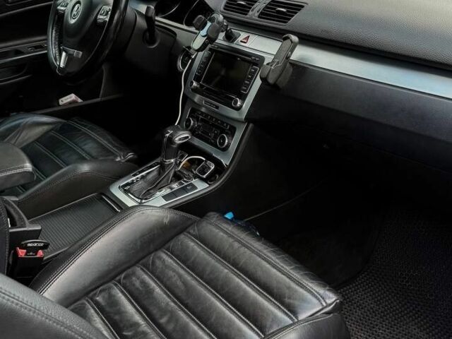 Черный Фольксваген Пассат Вариант, объемом двигателя 2 л и пробегом 320 тыс. км за 7900 $, фото 1 на Automoto.ua