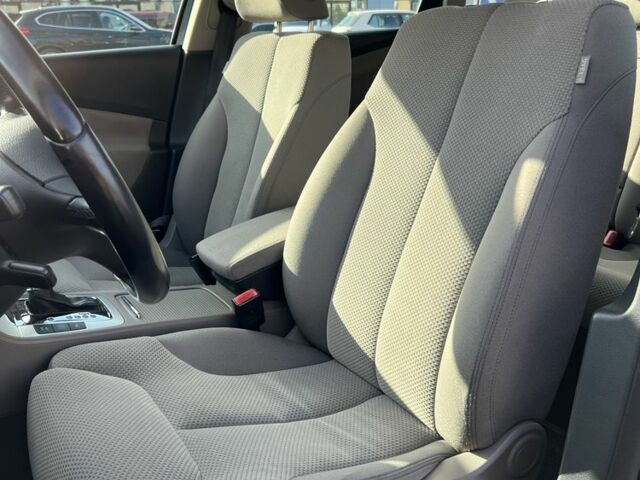 Чорний Фольксваген Пассат Варіант, об'ємом двигуна 1.8 л та пробігом 324 тис. км за 7000 $, фото 16 на Automoto.ua