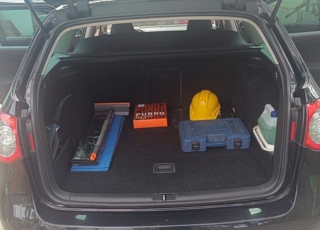 Черный Фольксваген Пассат Вариант, объемом двигателя 1.6 л и пробегом 275 тыс. км за 8500 $, фото 15 на Automoto.ua