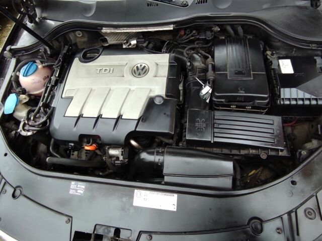 Чорний Фольксваген Пассат Варіант, об'ємом двигуна 2 л та пробігом 287 тис. км за 7900 $, фото 22 на Automoto.ua