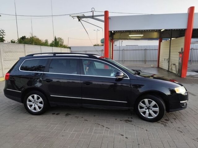 Черный Фольксваген Пассат Вариант, объемом двигателя 2 л и пробегом 333 тыс. км за 7500 $, фото 2 на Automoto.ua