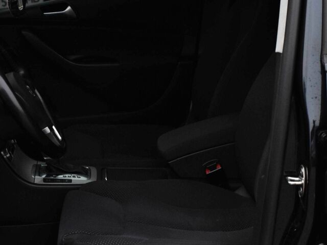 Чорний Фольксваген Пассат Варіант, об'ємом двигуна 1.4 л та пробігом 221 тис. км за 7100 $, фото 7 на Automoto.ua