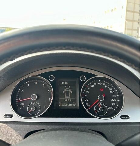 Черный Фольксваген Пассат Вариант, объемом двигателя 1.4 л и пробегом 250 тыс. км за 6600 $, фото 6 на Automoto.ua