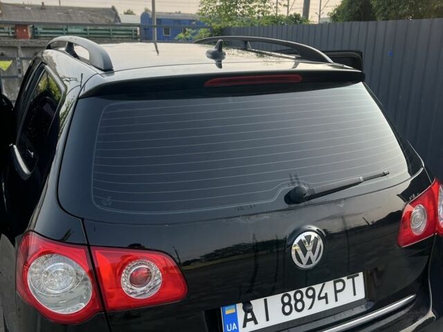 Чорний Фольксваген Пассат Варіант, об'ємом двигуна 2 л та пробігом 345 тис. км за 6900 $, фото 4 на Automoto.ua