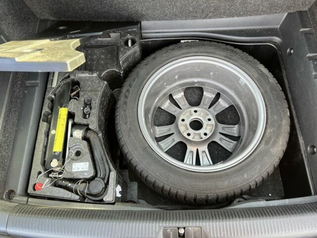 Чорний Фольксваген Пассат Варіант, об'ємом двигуна 1.8 л та пробігом 324 тис. км за 7000 $, фото 9 на Automoto.ua