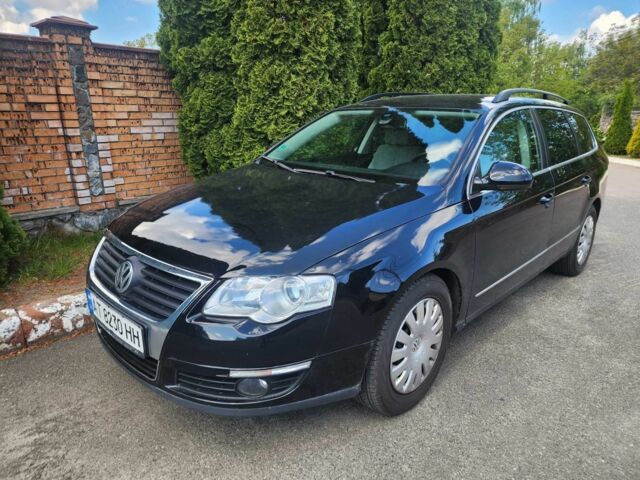 Черный Фольксваген Пассат Вариант, объемом двигателя 1.6 л и пробегом 350 тыс. км за 5900 $, фото 6 на Automoto.ua