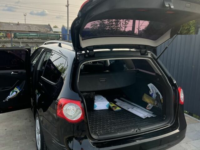 Чорний Фольксваген Пассат Варіант, об'ємом двигуна 2 л та пробігом 345 тис. км за 6900 $, фото 3 на Automoto.ua