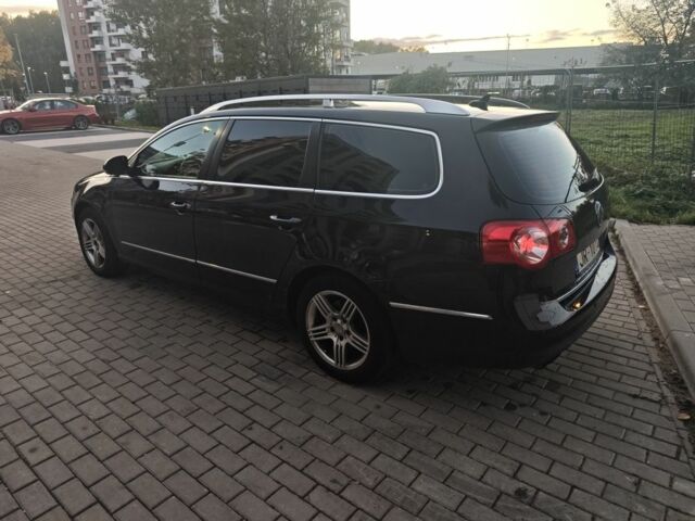 Фольксваген Пассат Варіант 2010 у Києві на Automoto.ua Чорний Фольксваген Пассат Варіант, об'ємом двигуна 2 л та пробігом 320 тис. км за 3000 $, фото 2 на Automoto.ua