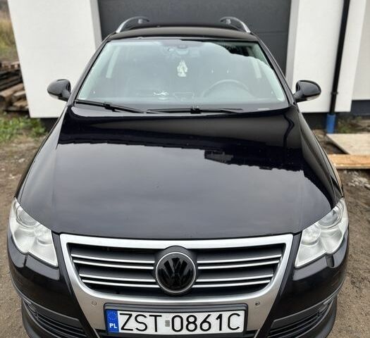 Чорний Фольксваген Пассат Варіант, об'ємом двигуна 2 л та пробігом 277 тис. км за 2100 $, фото 1 на Automoto.ua