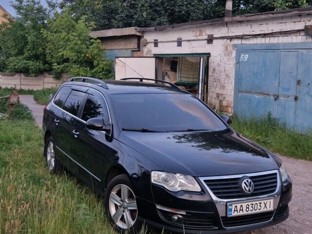 Фольксваген Пассат Варіант 2010 у Софіївська Борщагівка на Automoto.ua Чорний Фольксваген Пассат Варіант, об'ємом двигуна 2 л та пробігом 347 тис. км за 8200 $, фото 1 на Automoto.ua
