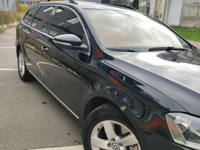 Черный Фольксваген Пассат Вариант, объемом двигателя 2 л и пробегом 274 тыс. км за 9699 $, фото 2 на Automoto.ua