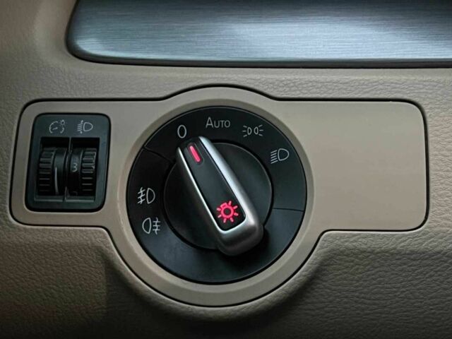 Черный Фольксваген Пассат Вариант, объемом двигателя 1.6 л и пробегом 311 тыс. км за 8200 $, фото 15 на Automoto.ua