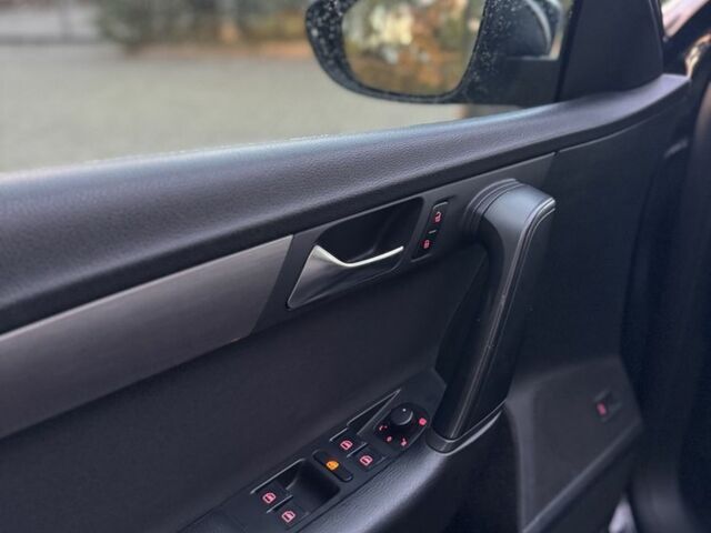 Чорний Фольксваген Пассат Варіант, об'ємом двигуна 1.6 л та пробігом 245 тис. км за 8400 $, фото 13 на Automoto.ua