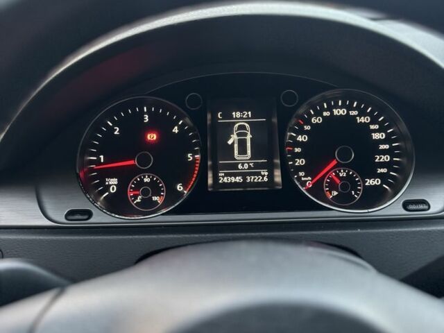 Чорний Фольксваген Пассат Варіант, об'ємом двигуна 1.6 л та пробігом 245 тис. км за 8400 $, фото 5 на Automoto.ua