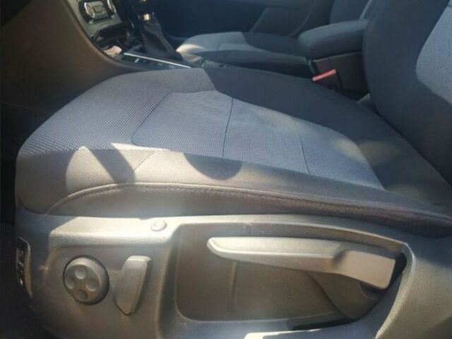 Черный Фольксваген Пассат Вариант, объемом двигателя 1.8 л и пробегом 234 тыс. км за 10300 $, фото 12 на Automoto.ua