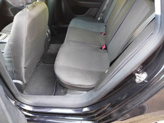 Фольксваген Пассат Вариант 2011 в Славянске на Automoto.ua Черный Фольксваген Пассат Вариант, объемом двигателя 2 л и пробегом 231 тыс. км за 9900 $, фото 5 на Automoto.ua