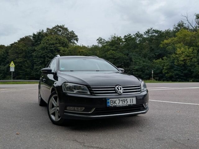 Чорний Фольксваген Пассат Варіант, об'ємом двигуна 2 л та пробігом 276 тис. км за 8700 $, фото 7 на Automoto.ua