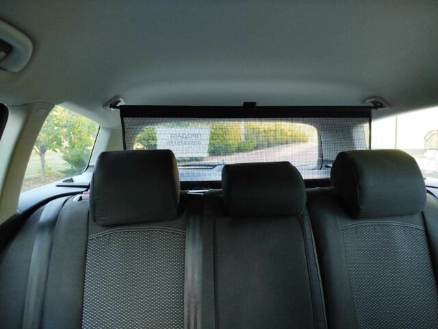 Фольксваген Пассат Вариант 2011 в Славянске на Automoto.ua Черный Фольксваген Пассат Вариант, объемом двигателя 2 л и пробегом 231 тыс. км за 9900 $, фото 14 на Automoto.ua