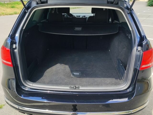 Черный Фольксваген Пассат Вариант, объемом двигателя 2 л и пробегом 274 тыс. км за 9699 $, фото 13 на Automoto.ua