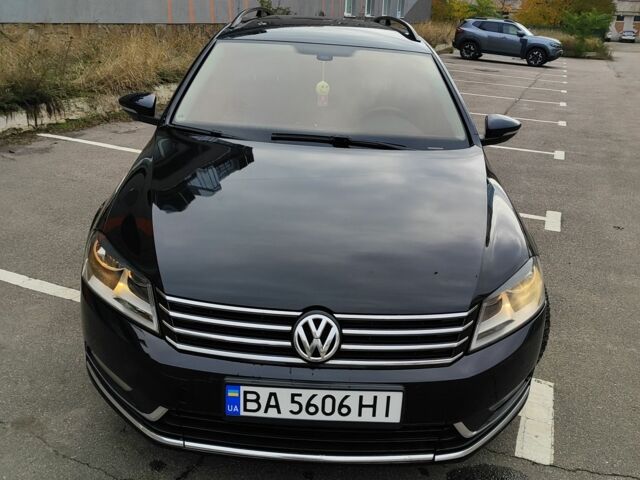Черный Фольксваген Пассат Вариант, объемом двигателя 2 л и пробегом 274 тыс. км за 9699 $, фото 1 на Automoto.ua