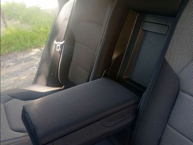 Черный Фольксваген Пассат Вариант, объемом двигателя 1.8 л и пробегом 234 тыс. км за 10300 $, фото 8 на Automoto.ua