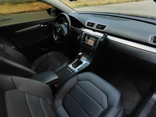 Черный Фольксваген Пассат Вариант, объемом двигателя 2 л и пробегом 274 тыс. км за 9699 $, фото 23 на Automoto.ua