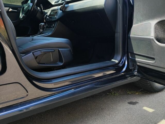 Черный Фольксваген Пассат Вариант, объемом двигателя 2 л и пробегом 274 тыс. км за 9699 $, фото 21 на Automoto.ua