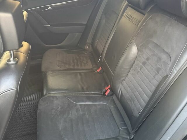 Черный Фольксваген Пассат Вариант, объемом двигателя 2 л и пробегом 330 тыс. км за 9500 $, фото 7 на Automoto.ua